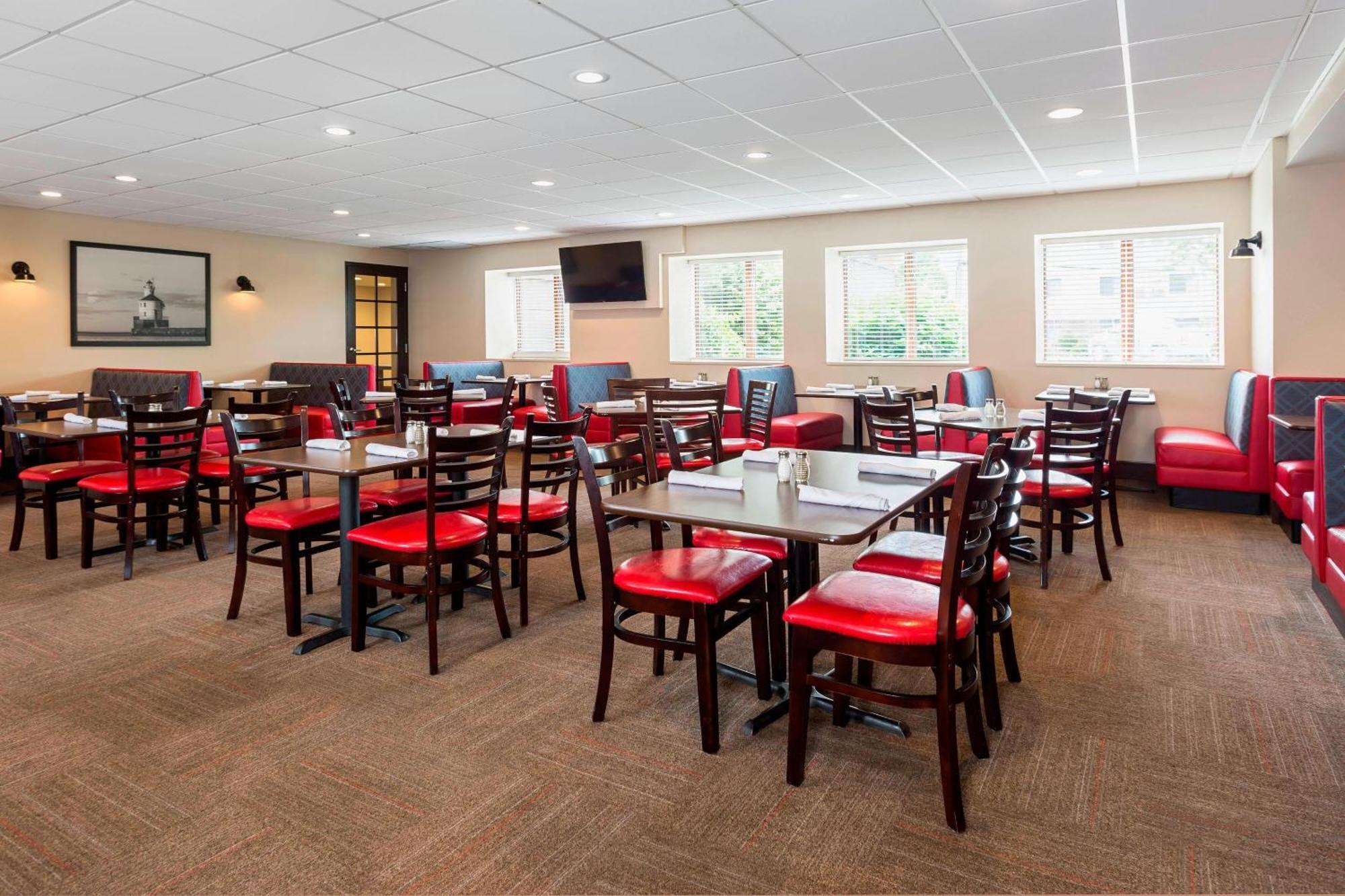 Four Points By Sheraton Milwaukee Airport Eksteriør bilde